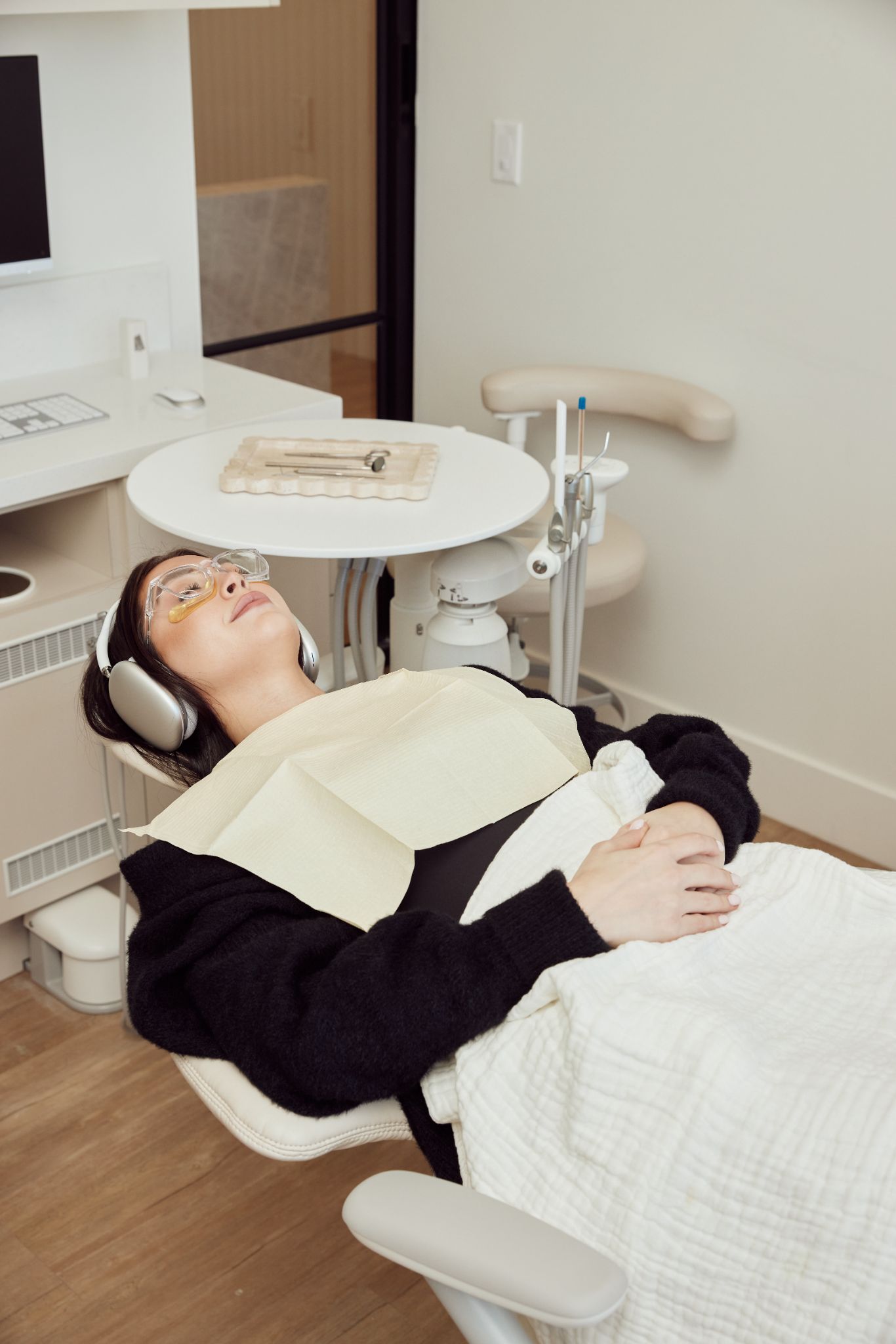 Dentist in Costa Mesa